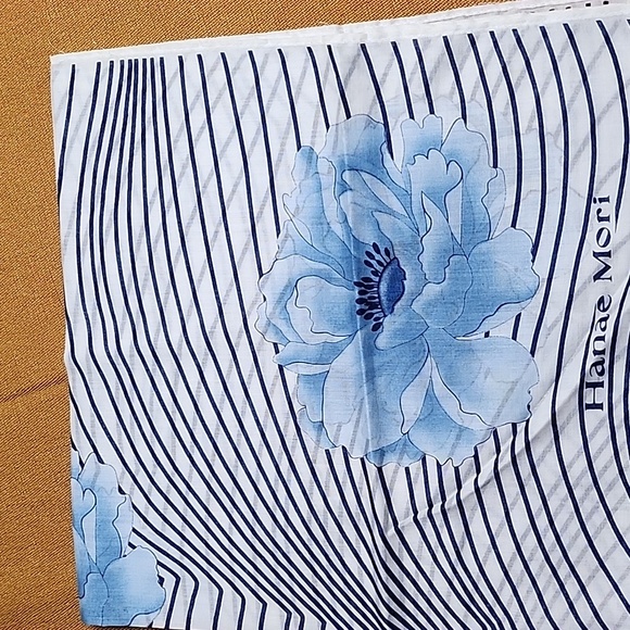 Hanae Mori Handkerchief Cotton Brandnew 3 pieces Japanese product - Picture 4 of 5